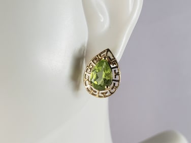 Pr Womens Vintage Estate 10K Yellow Gold Peridot Stick Earrings