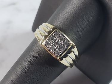 Mens Vintage Estate 10k Yellow Gold Diamond Ring