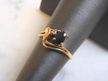 Womens 10K Gold Sapphire w/ Diamond Town & Country Ring