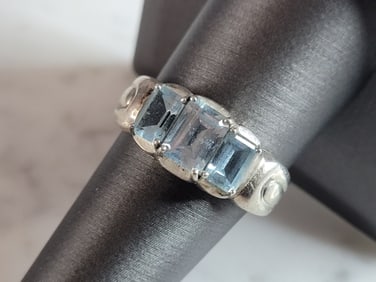 Womens Vintage Estate Sterling Silver Topaz Colored Ring