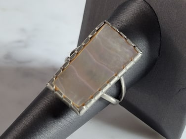 Womens Vintage Estate Sterling Silver MOP Ring