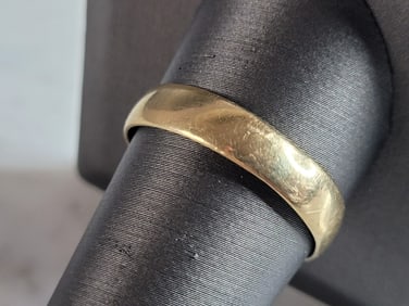 Mens Vintage Estate 14K Yellow Gold Artcarved Wedding Band Ring