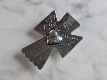 Womens Vintage Estate Sterling Silver Angel Heart Brooch