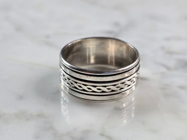 Mens Estate Sterling Silver Irish Celtic Eternity Knot Fidget Ring