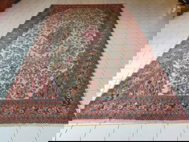 Vintage Estate Antique Handmade Lillihan Rug