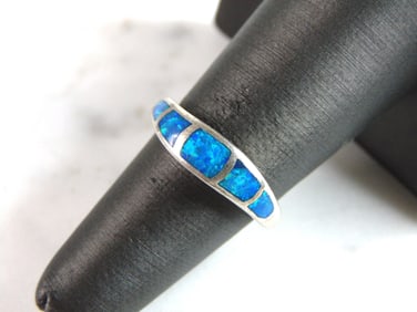 Womens Vintage Estate Sterling Silver Modernist Opal Ring