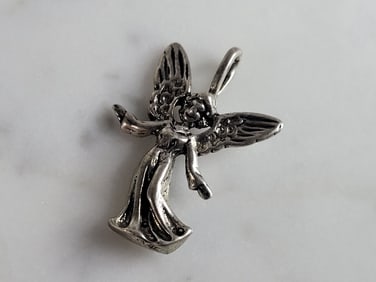 Womens Vintage Estate Sterling Silver Angel Pendant
