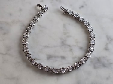 Womens Vintage Estate 10K White Gold Diamond Tennis Bracelet