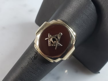 Mens Vintage Estate 10K Gold Free Mason Ring