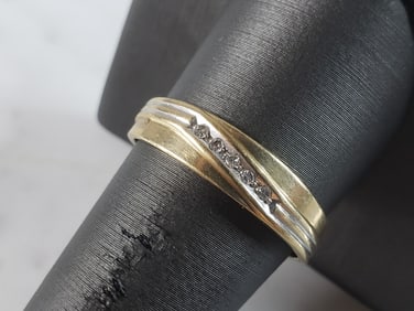 Mens Vintage Estate 10k Yellow Gold Diamond Ring