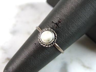 Womens Sterling Silver Modernist Ring