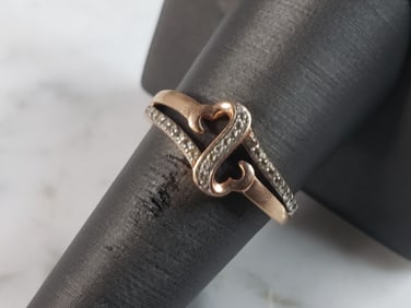 Womens Vintage Estate 10K Rose Gold Open Heart Diamond Ring