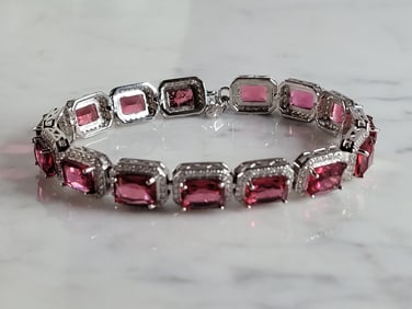 Womens Estate Sterling Silver Rose Quartz Colored Bracelet