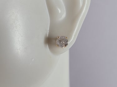 Single 14K Yellow Gold Diamond Stud Earring
