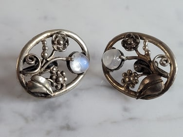 Womens Vintage Estate Sterling Silver Floral Moonstone Earrings