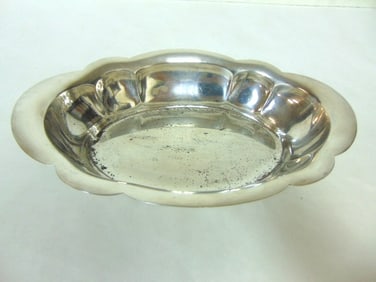 VINTAGE ANTIQUE STERLING SILVER WALLACE SERVING DISH