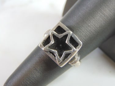 Vintage Estate Sterling Silver Star Marcasite Ring