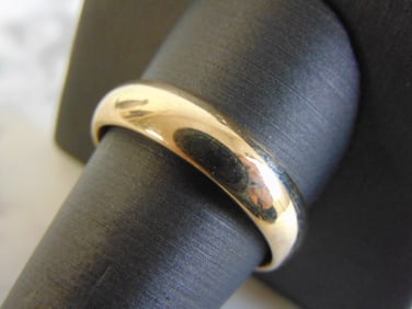 Mens Vintage 14k Yellow Gold Artcarved Wedding Ring
