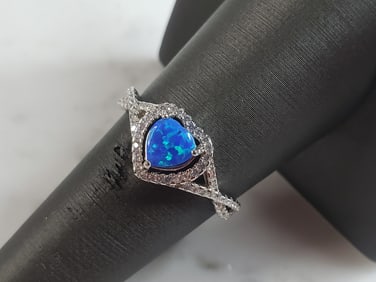 Womens Estate Sterling Silver Modernist Blue Opal Heart Ring