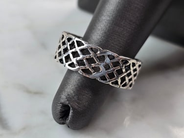 Mens Vintage Estate Sterling Silver Irish Celtic Eternity Knot Ring