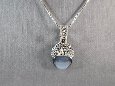 Womens Estate Sterling Silver Modernist Pendant & Necklace