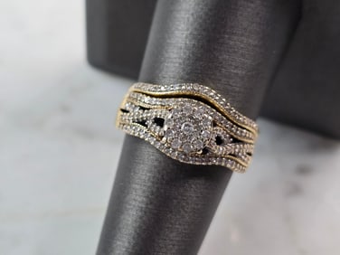 Womens Vintage Estate 10K Yellow Gold Diamond Wedding Ring Set