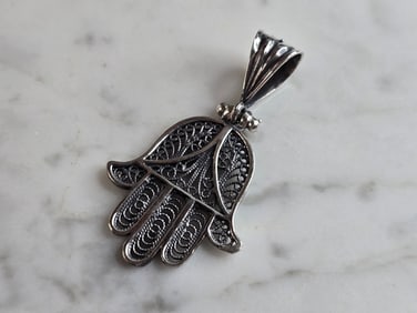 Womens Estate Sterling Silver Hamsa Hand Pendant