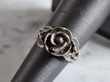 Womens Vintage Estate Sterling Silver Floral Rose Ring
