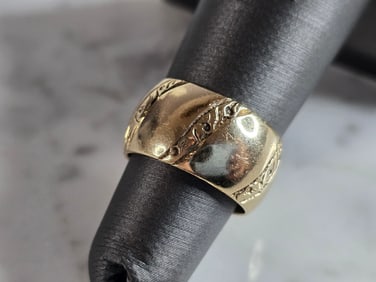 Womens Vintage Estate 14K Yellow Gold Cigar Band Ring