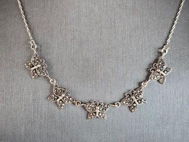 Womens Vintage Estate Sterling Silver Butterfly Necklace