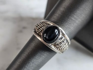 Womens Vintage Estate Sterling Silver Modernist Onyx Ring