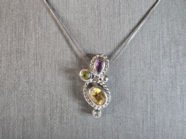 Womens Vintage Estate Sterling Silver Modernist Pendant & Necklace