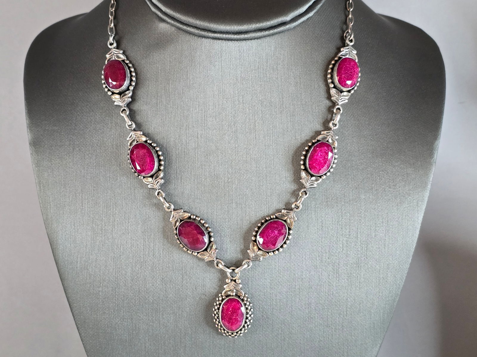 Womens Vintage Estate Sterling Silver Natural Ruby Pendant Necklace (1 of 3)