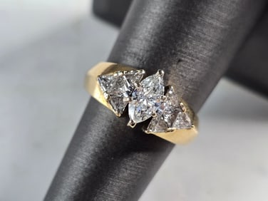 Womens Vintage Estate 14K Yellow Gold Diamond Engagement Ring