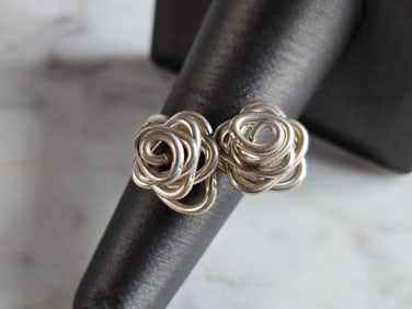 Womens Vintage Estate Sterling Silver Modernist Flower Ring