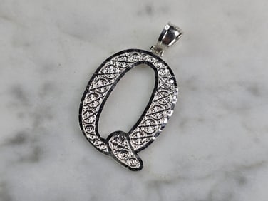 Womens Sterling Silver Initial Letter " Q " Pendant