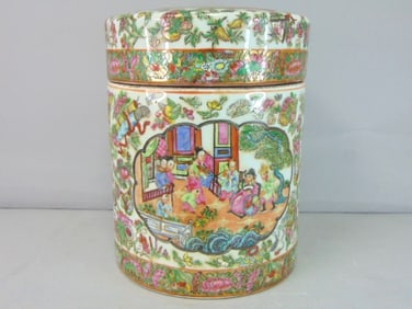 Hand Painted Chinese Rose Medallion Opium Jar