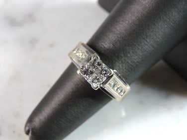 Womens Vintage Estate 14k White Gold Diamond Engagement Ring