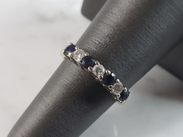Womens Vintage Estate 14K Gold Diamond Sapphire Ring
