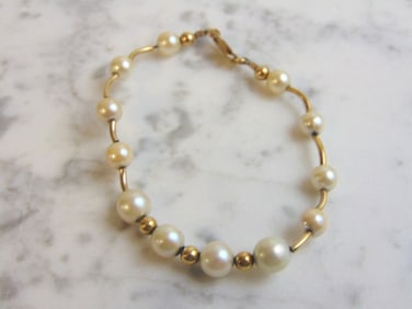 Womens Vintage Estate 10K Gold Pearl Bracelet