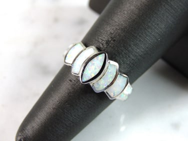 Womens Vintage Estate Sterling Silver Modernist Opal Ring