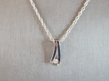 Womens Vintage Estate Sterling Silver Modernist Pendant Necklace