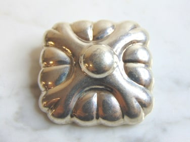 Womens Vintage Estate Sterling Silver Floral Brooch