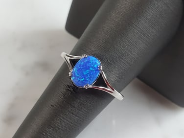 Womens Estate Sterling Silver Modernist Blue Opal Ring