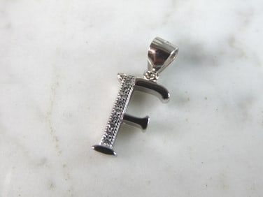 Womens Vintage Estate Sterling Silver CZ Letter "F" Pendant
