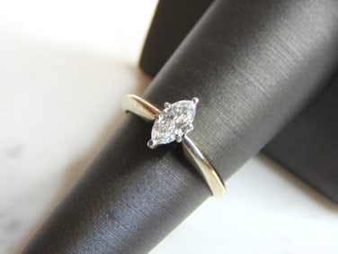 Womens Vintage 14K White Gold Diamond Engagement Ring