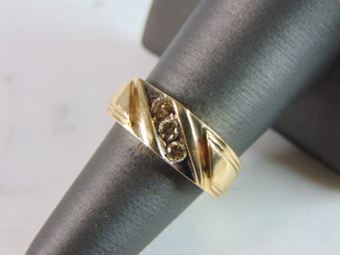 Womens Vintage Estate 10K Yellow Gold Diamond Ring