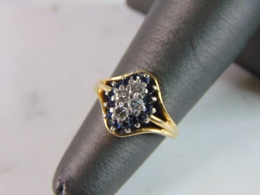 Womens Vintage Estate 14K Yellow Gold Diamond & Sapphire Ring