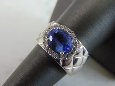 Womens Vintage Estate 18K White Gold Tanzanite & Diamond Ring