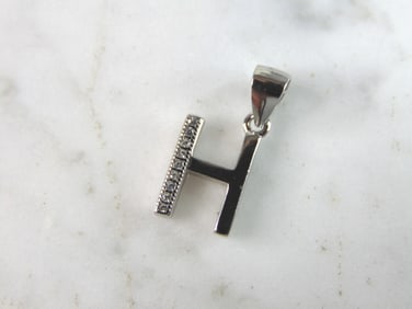 Womens Vintage Estate Sterling Silver CZ Letter "H" Pendant